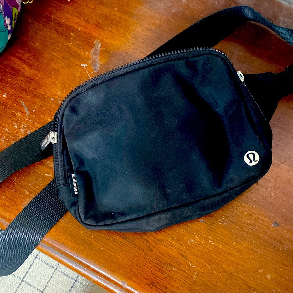 Lululemon Everywhere Belt Bag Large 2L